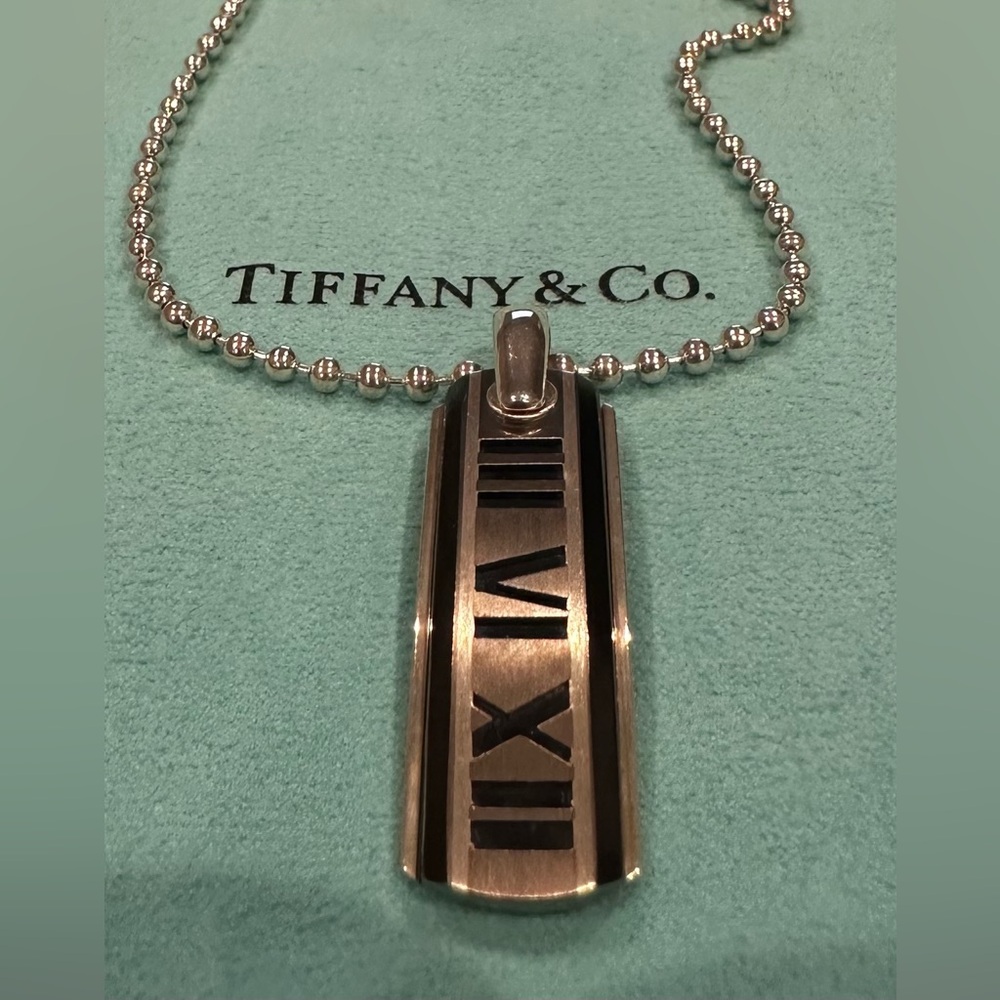 Tiffany Atlas Pendant with Chain
